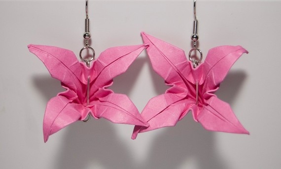 Paper Earing ต่างหูจากกระดาษ ..แนวได้อีก.. Paper Earing ต่างหูจากกระดาษ ..แนวได้อีก..