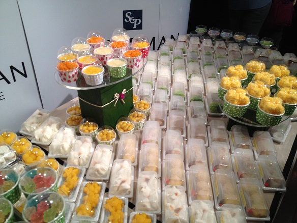 เมื่อของว่างไทย..เป็นเมนูในบริการจัดเลี้ยง โดย S&P Caterman งานนี้ไม่ใช่แค่เสริฟอาหาร..แต่สานต่อมรดกทางวัฒนธรรม เมื่อของว่างไทย..เป็นเมนูในบริการจัดเลี้ยง โดย S&P Caterman งานนี้ไม่ใช่แค่เสริฟอาหาร..แต่สานต่อมรดกทางวัฒนธรรม