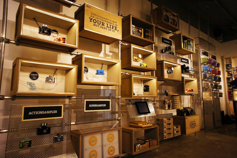 Lomography Gallery Store Bangkok ร้านโลโม่ชั้น 4 สยามดิสคัฟเวอรี่ 13 Lomography Gallery Store Bangkok ร้านโลโม่ชั้น 4 สยามดิสคัฟเวอรี่ 13 - Gallery